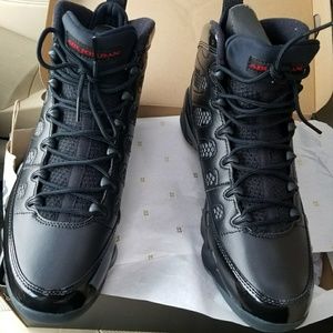 Sz 12 Jordan 9 bred SOLD